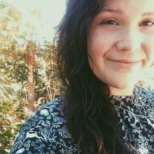 Meet your Posher, Emma